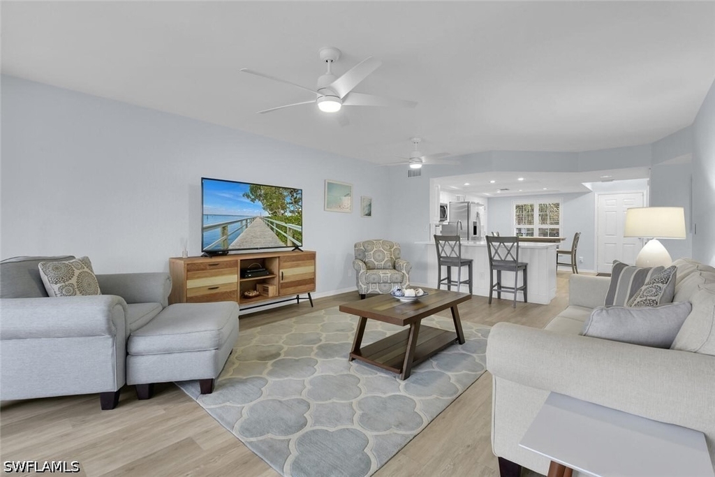 9101 Vanderbilt Drive - Photo 2
