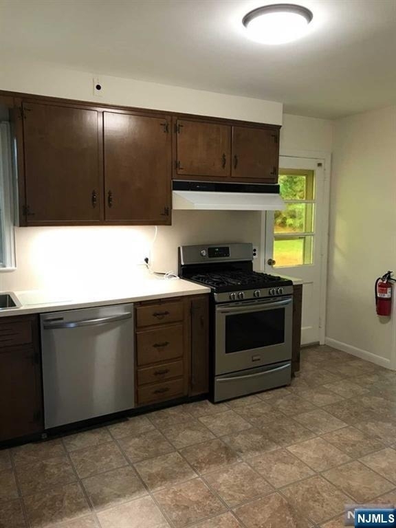85 Phelps - Photo 16