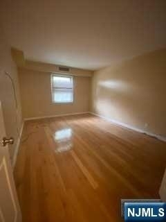 560 North - Photo 7