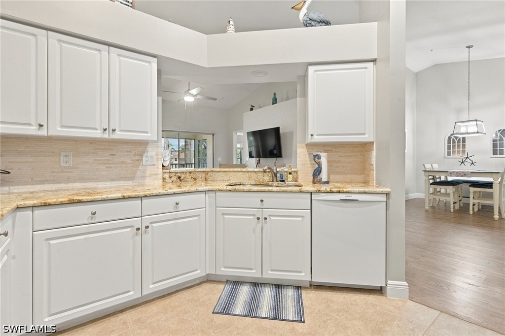 325 Dover Place - Photo 1