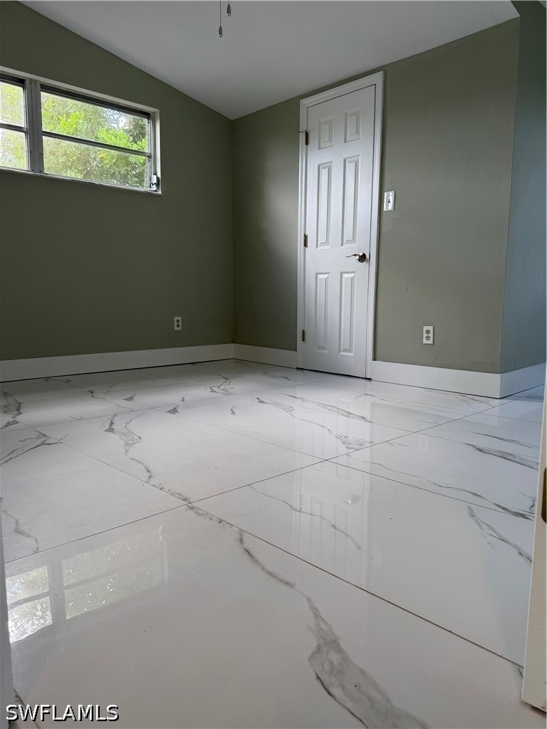 10282 Carolina Street - Photo 6