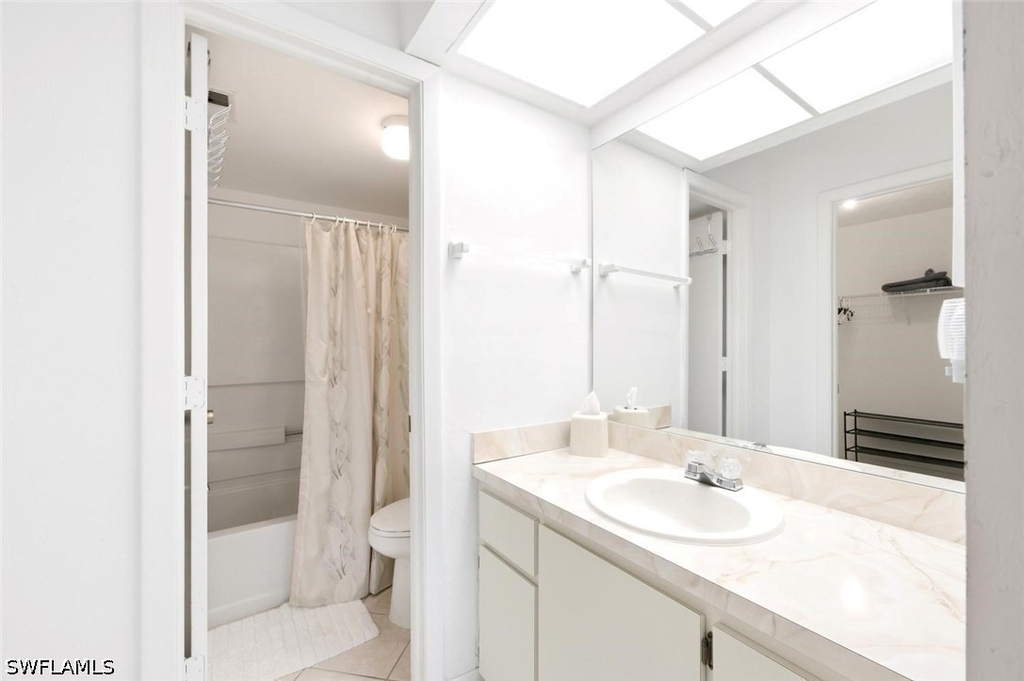 4070 Looking Glass Lane - Photo 15
