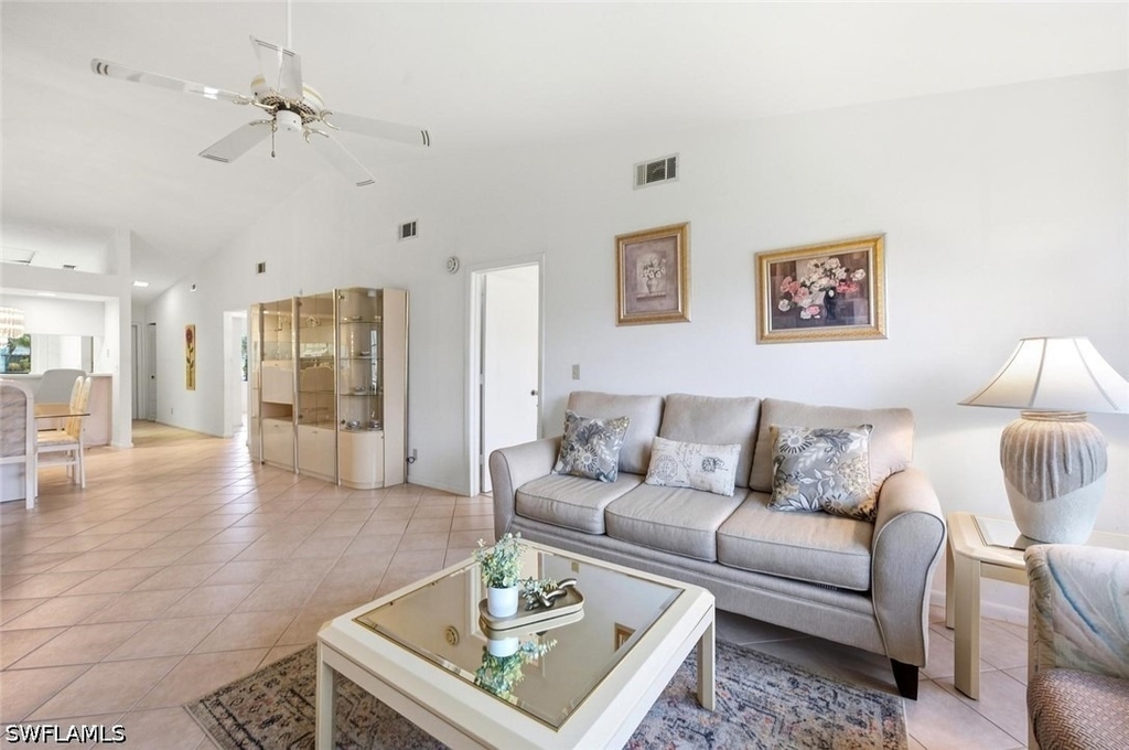 4070 Looking Glass Lane - Photo 4