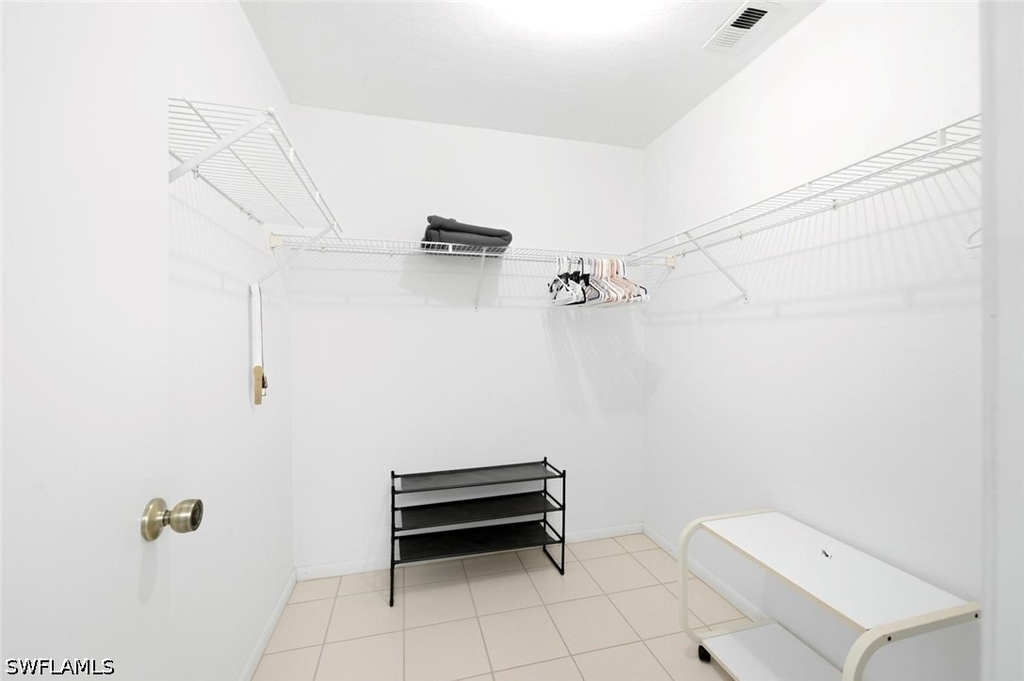 4070 Looking Glass Lane - Photo 17