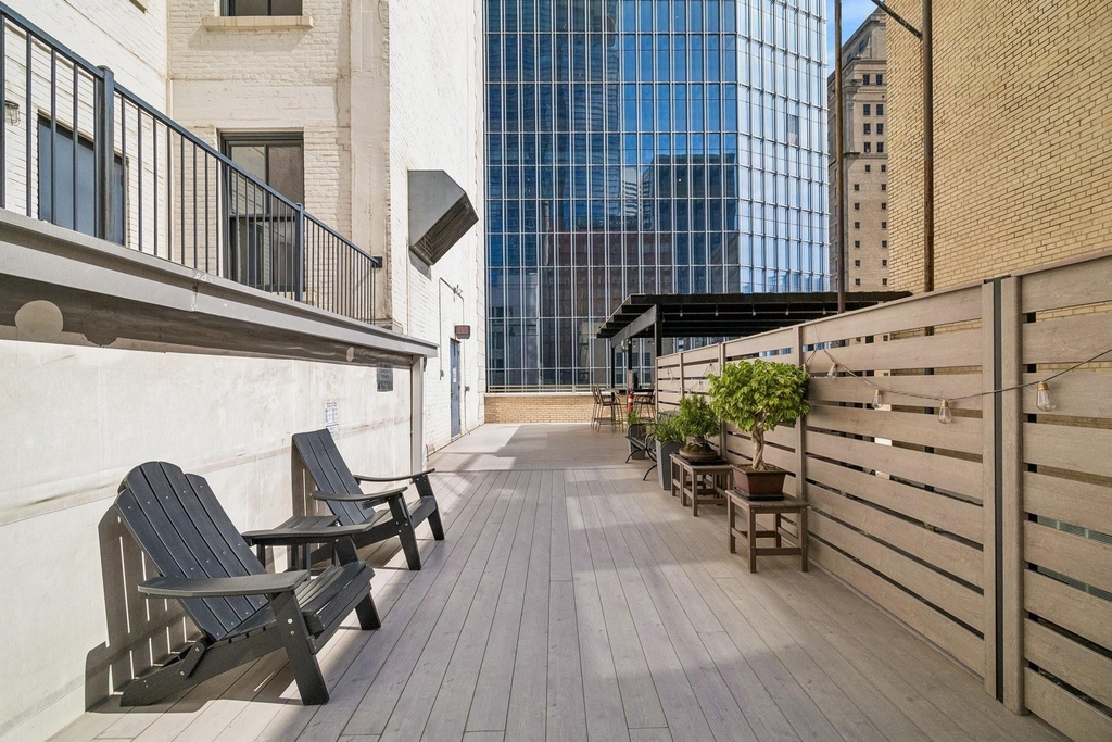 705 Main Street - Photo 17