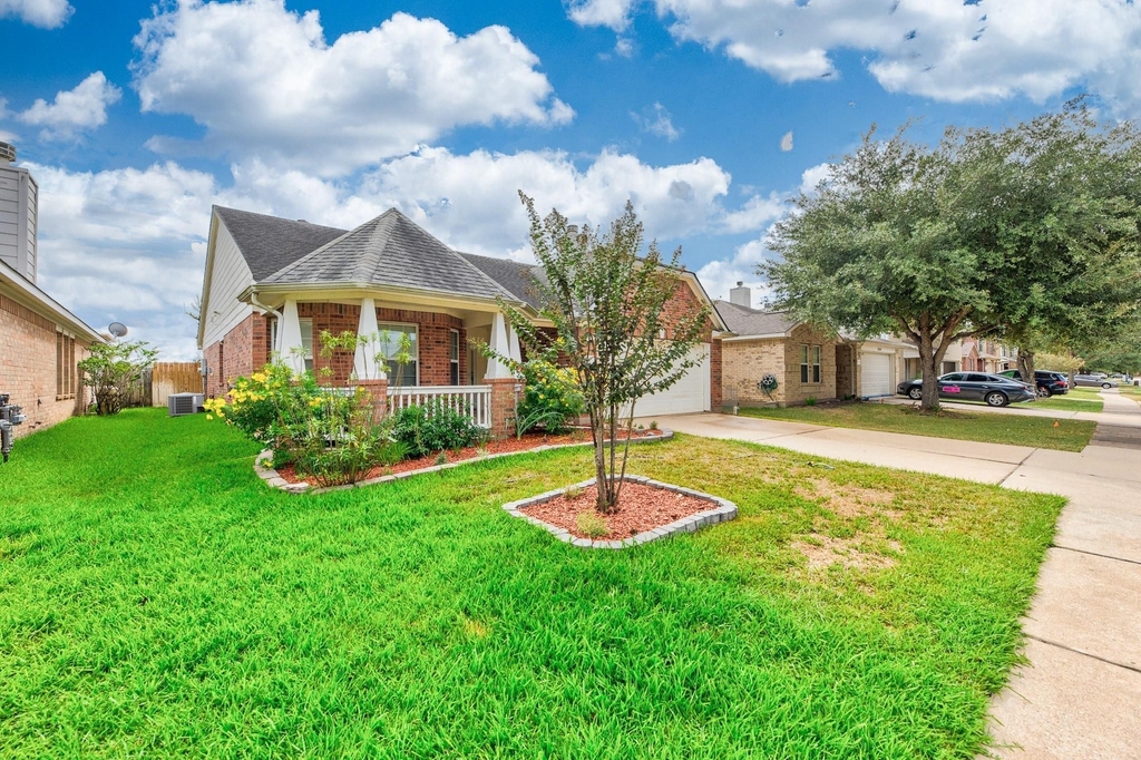 21615 Britton Hill Way - Photo 2