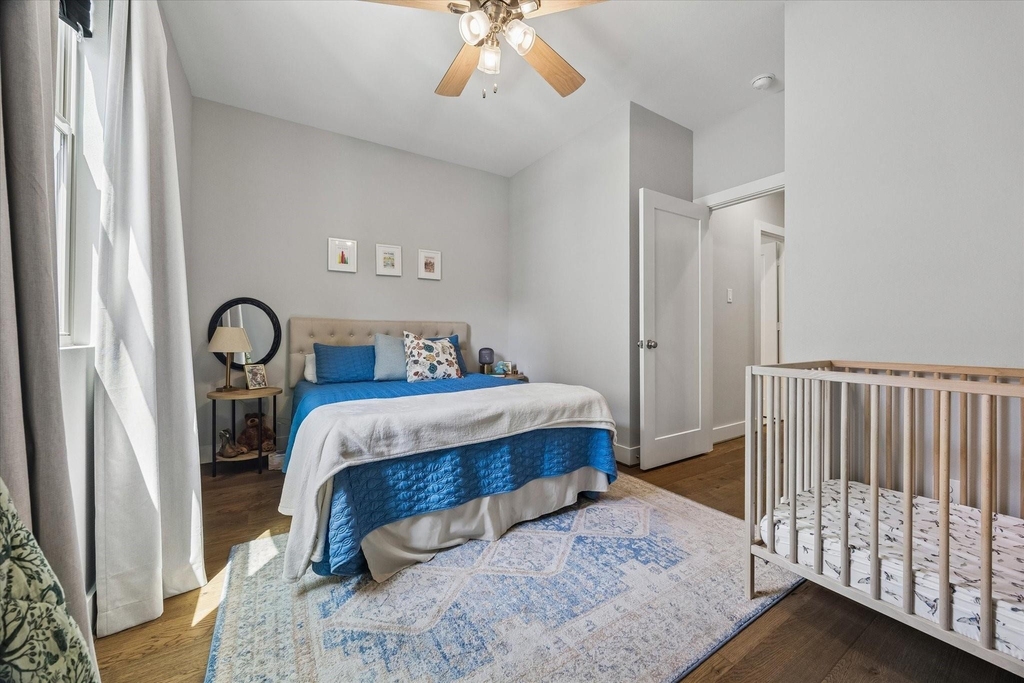 2704 Baldwin Street - Photo 15