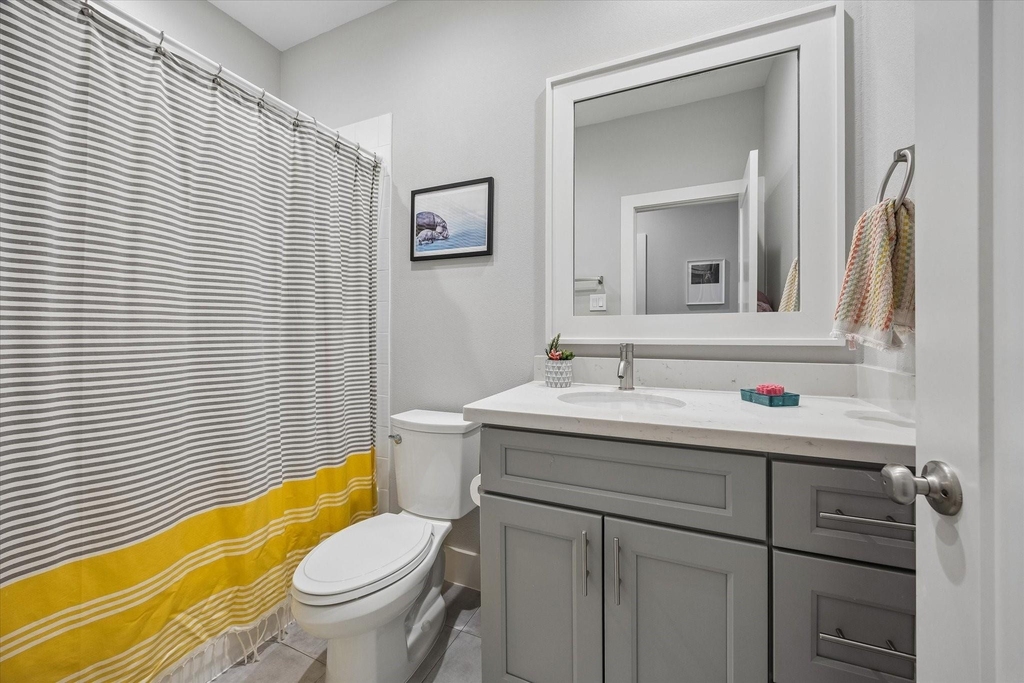 2704 Baldwin Street - Photo 16