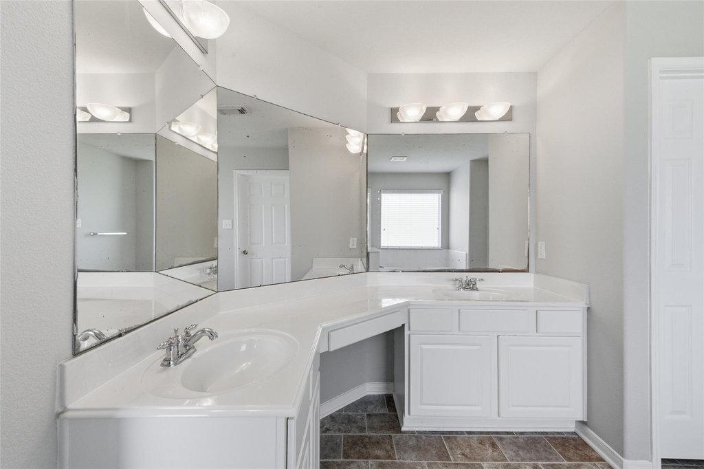 18510 By The Lake Court - Photo 19