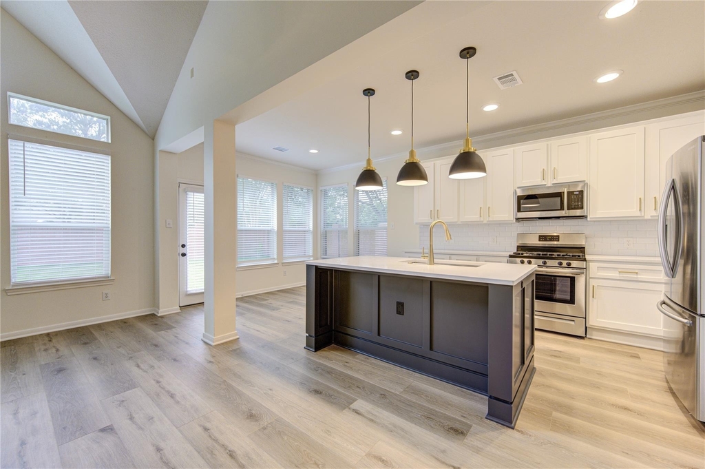 4702 Lawton Bend Lane - Photo 5