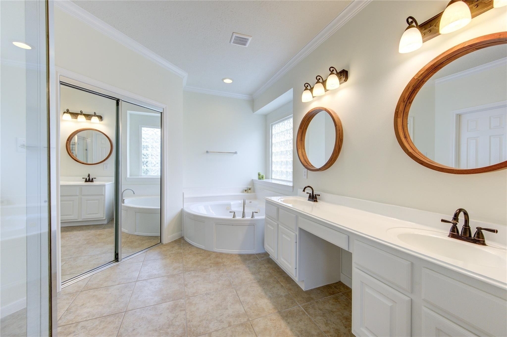 4702 Lawton Bend Lane - Photo 8