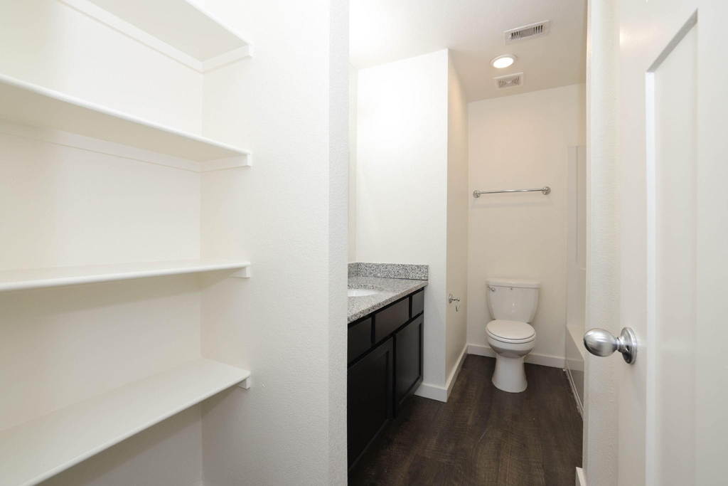 21155 Gosling Road - Photo 11