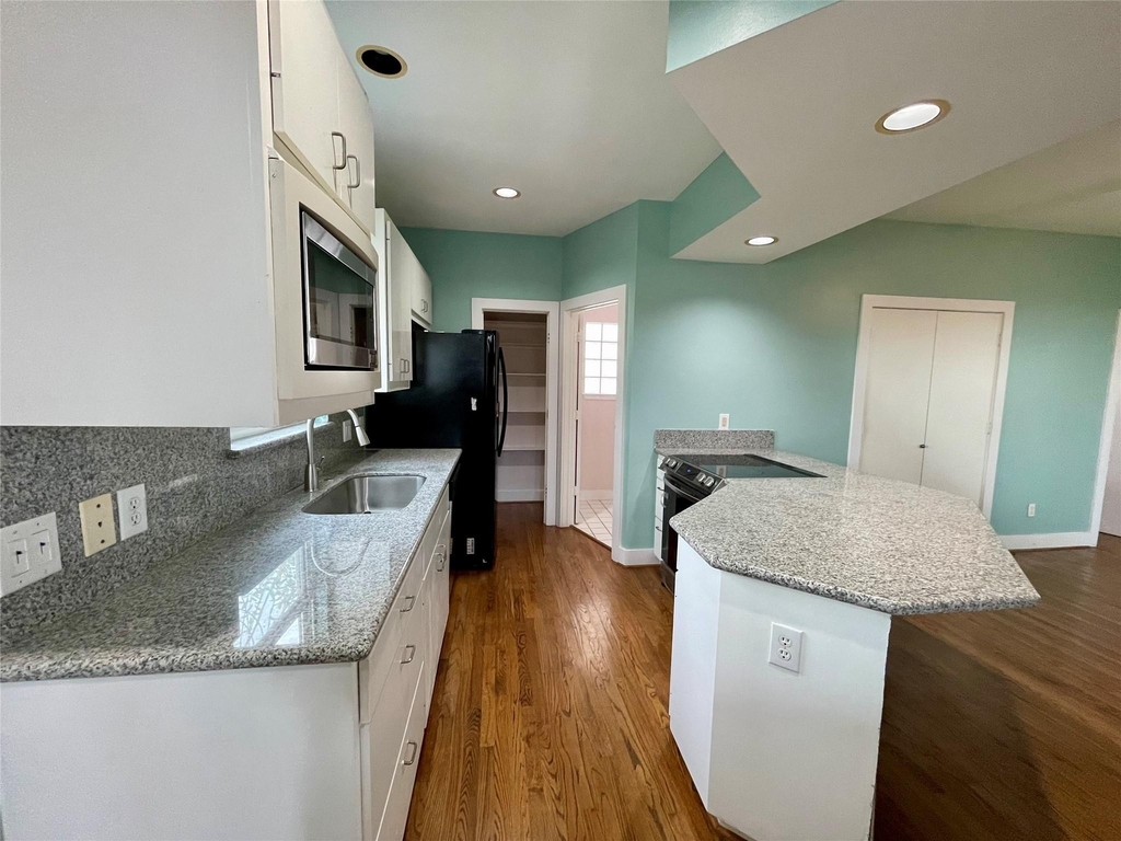5901 Fairdale Lane - Photo 5