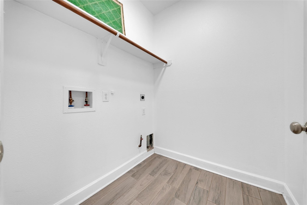 1009 Bay Area Boulevard - Photo 19