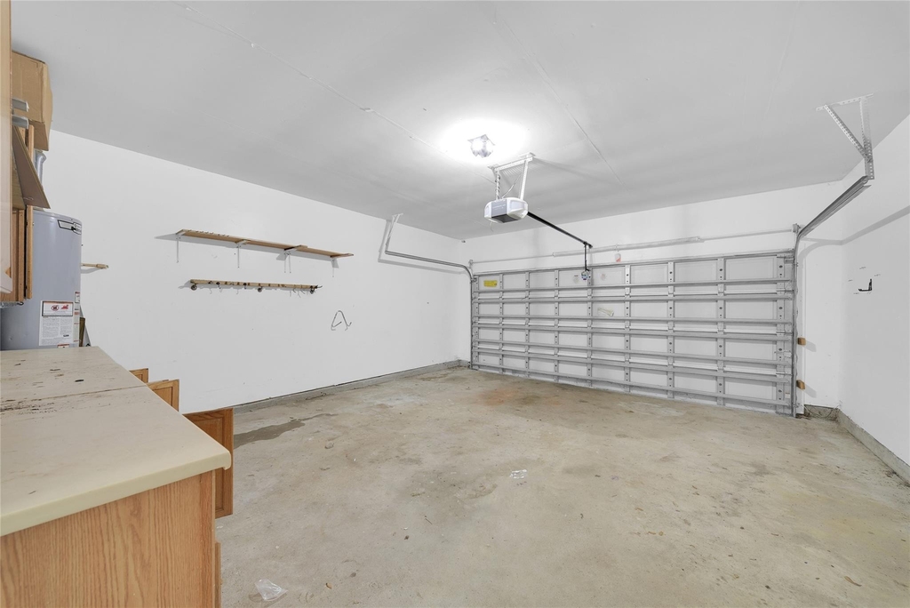 1009 Bay Area Boulevard - Photo 20