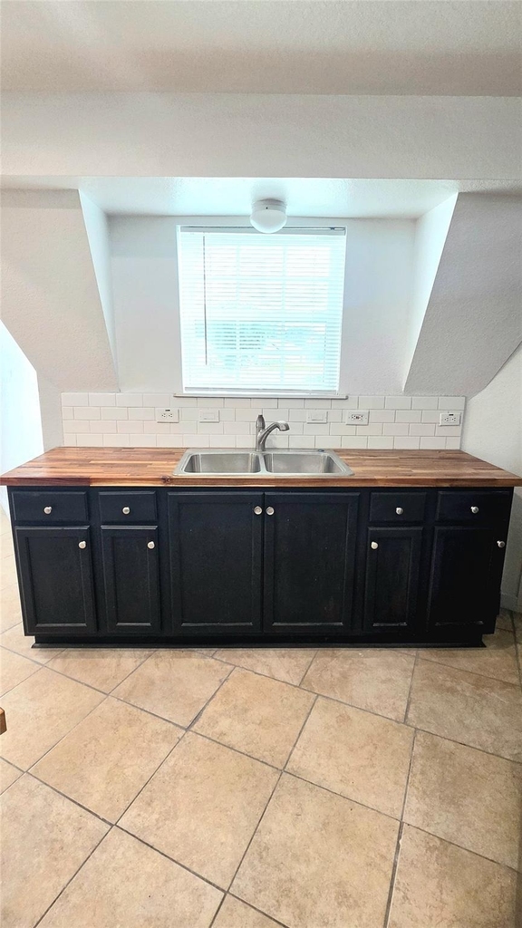 2104 Hedgerose Lane - Photo 12