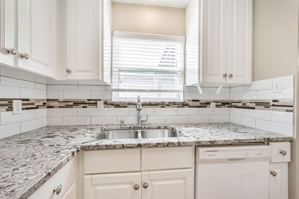 12500 Brookglade Circle - Photo 17
