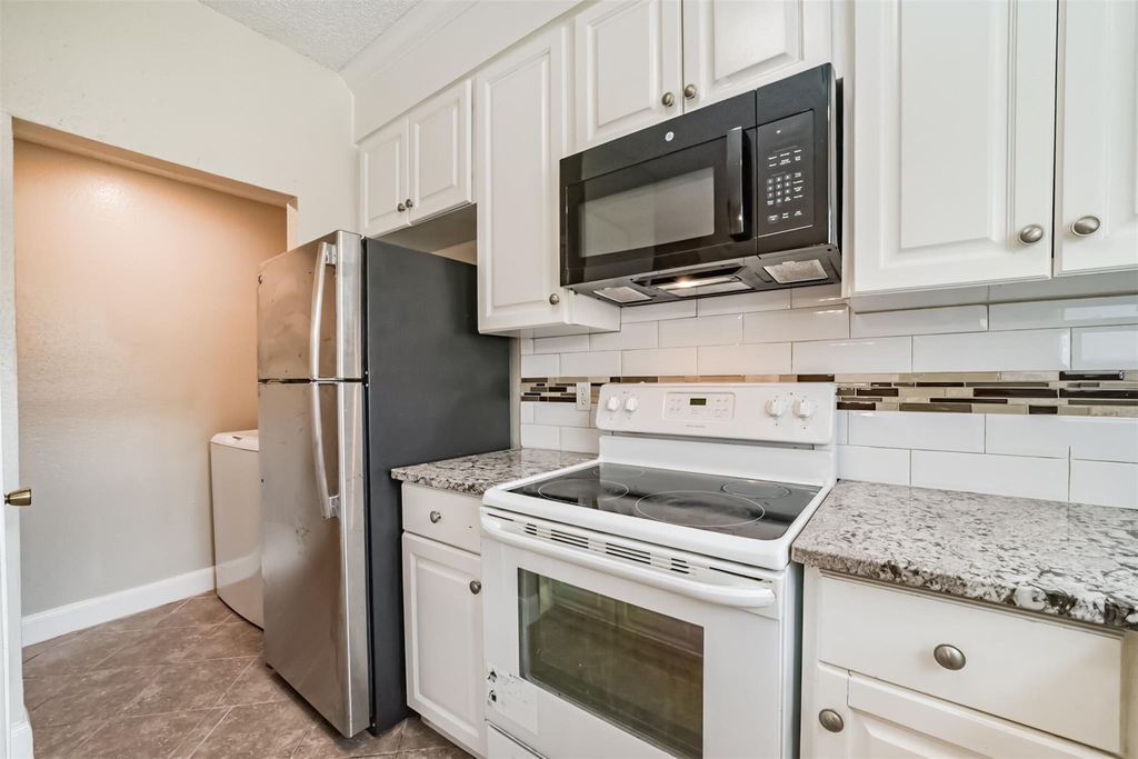12500 Brookglade Circle - Photo 16