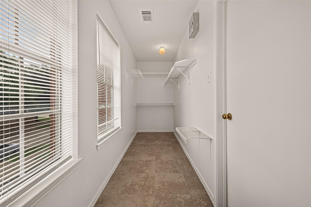 6515 Amberfield Lane - Photo 35