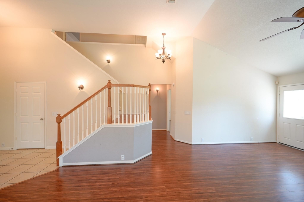 17531 Hoover Gardens Drive - Photo 15