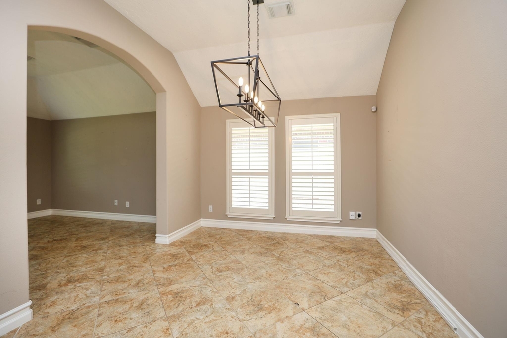 17510 Forest Vine Court - Photo 4