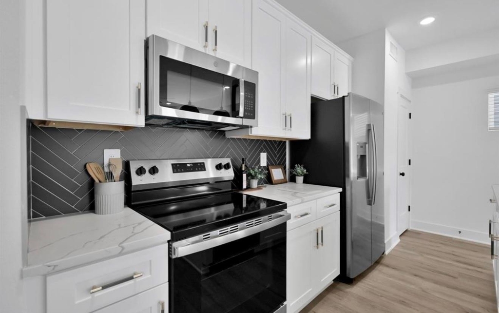 8021 Cora Street - Photo 4