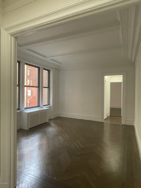 West 58th Street - Photo 7