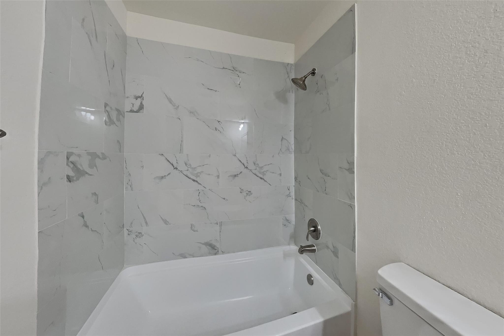 17127 Westminster Village Court - Photo 15