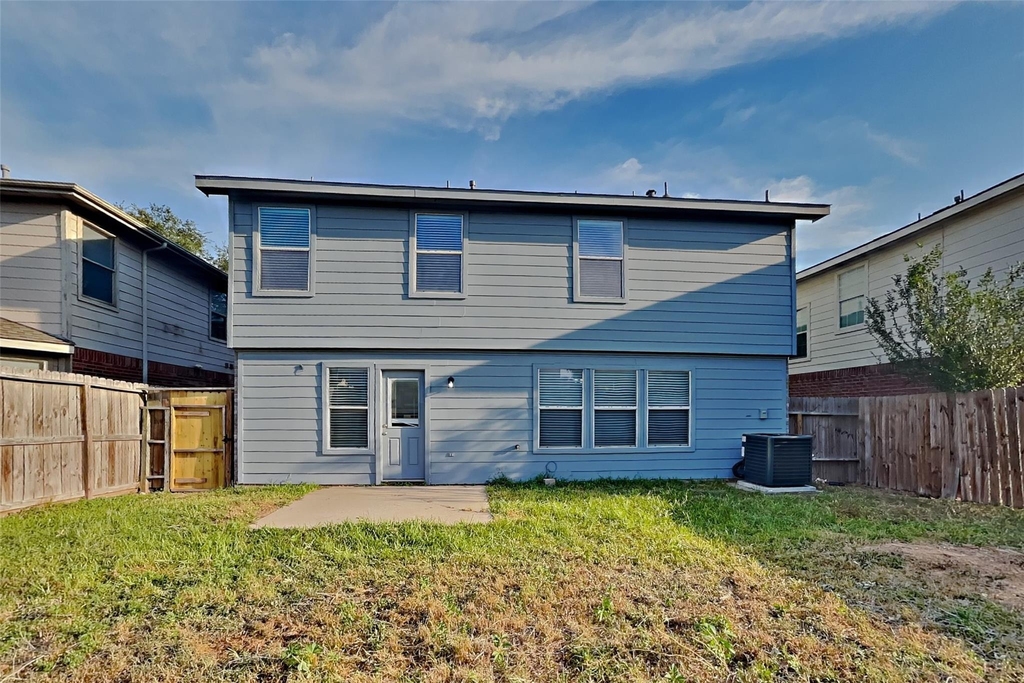 17127 Westminster Village Court - Photo 18