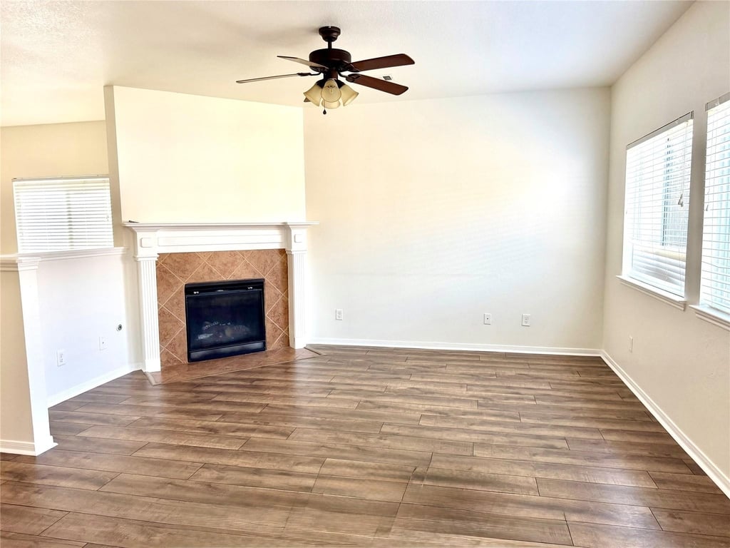 20706 Settlers Lake Circle N - Photo 6