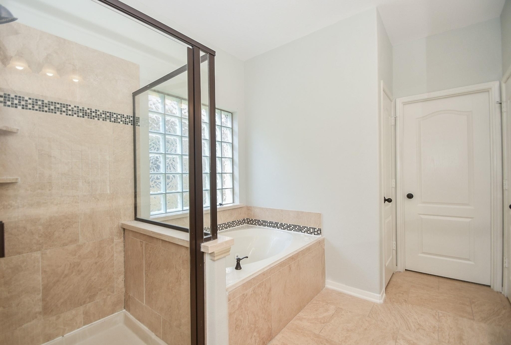 6311 Denison Oaks Drive - Photo 18