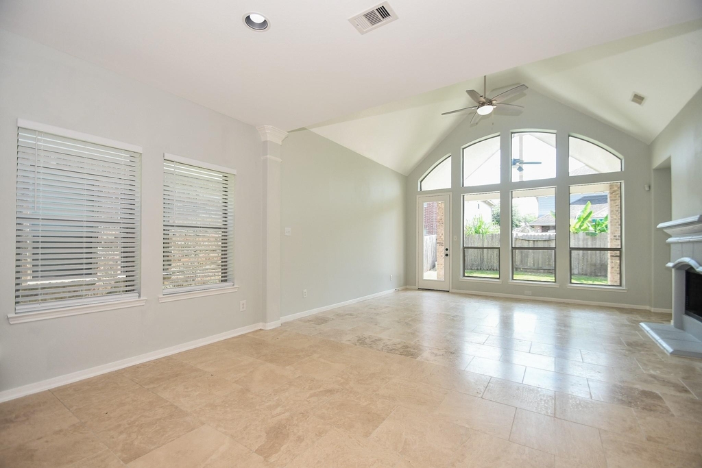 6311 Denison Oaks Drive - Photo 12
