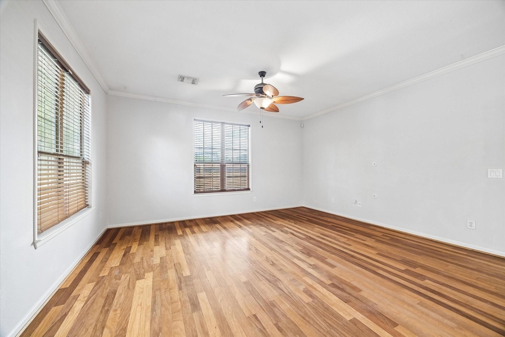 1542 Bevis Street - Photo 14