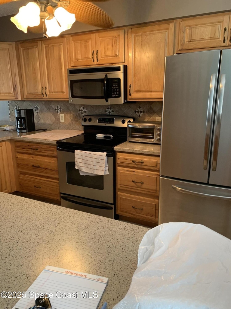 300 Columbia Drive - Photo 7