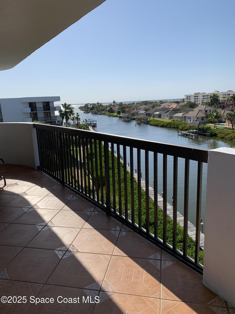 300 Columbia Drive - Photo 2