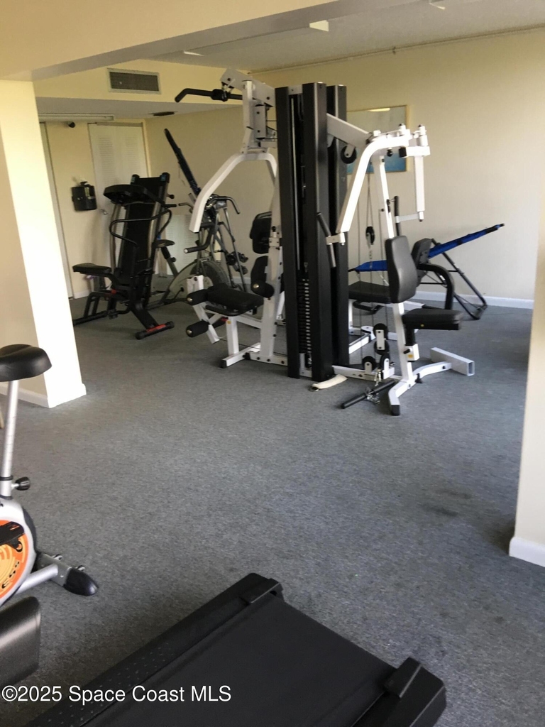 300 Columbia Drive - Photo 32