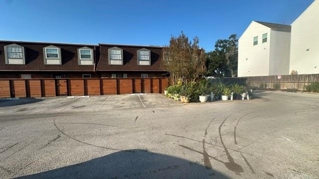 9303 Hammerly Boulevard - Photo 2