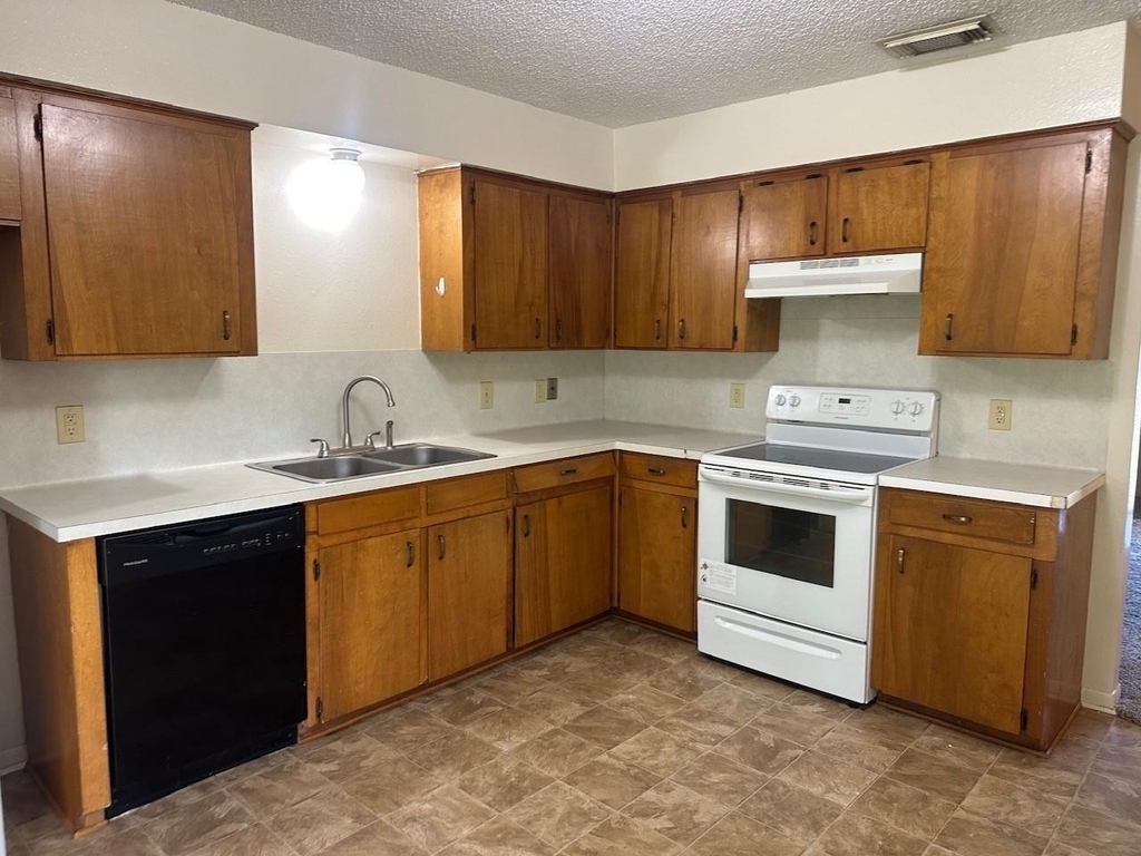 101 Willenberg Road - Photo 1
