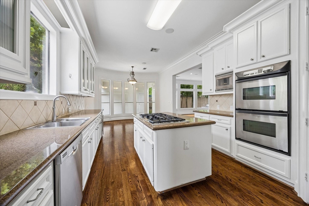 3618 Bellefontaine Street - Photo 2