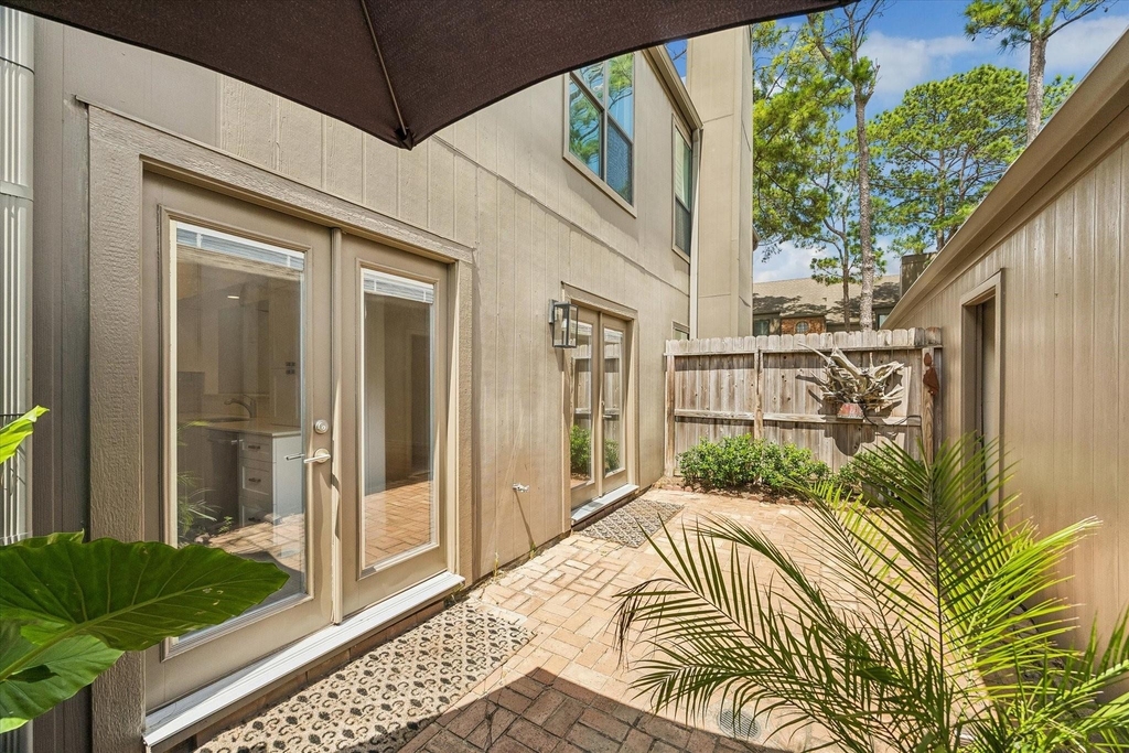 701 Bering Drive - Photo 18