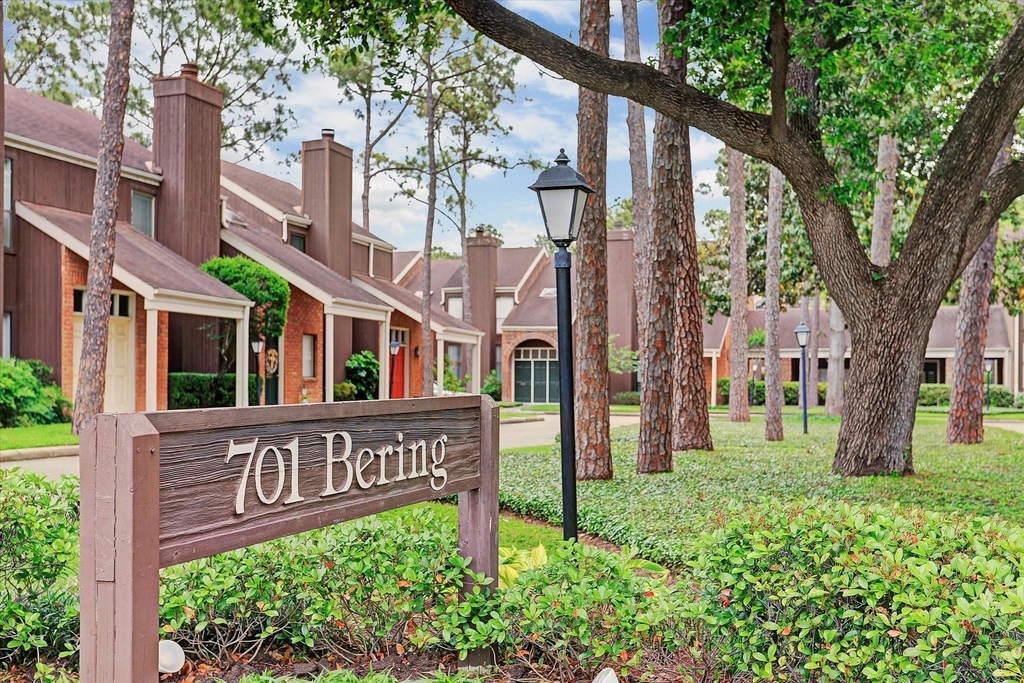 701 Bering Drive - Photo 0