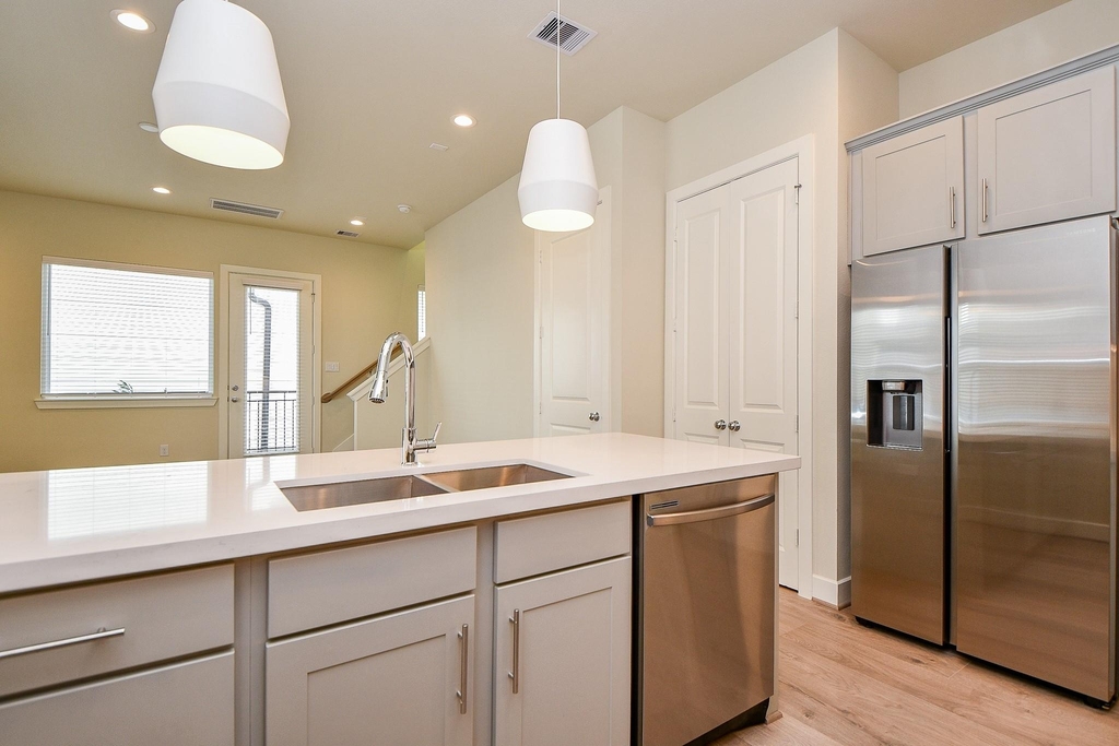 2305 Silva Park Lane - Photo 6