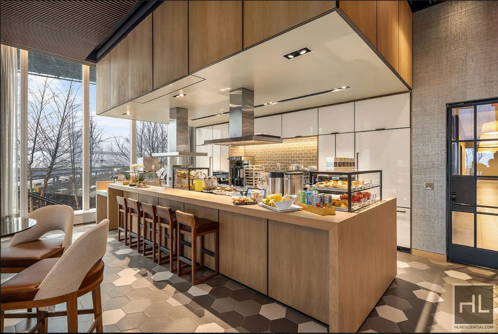 West 57th Street - Photo 13