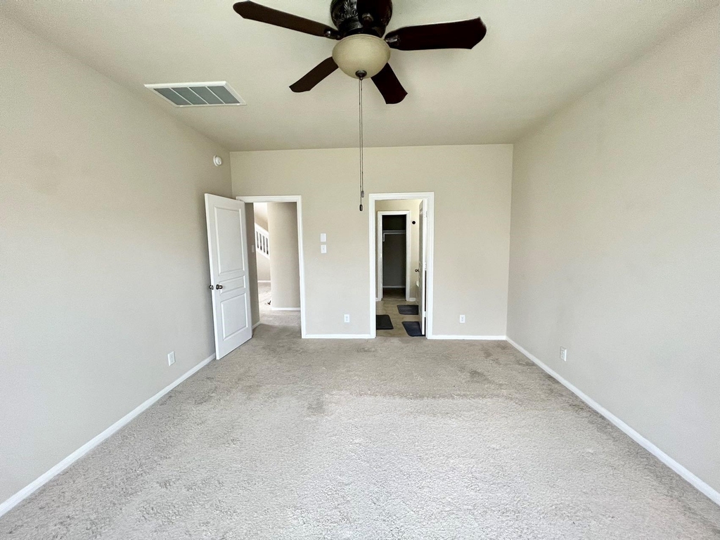 10831 Woodwind Shadows Drive - Photo 14