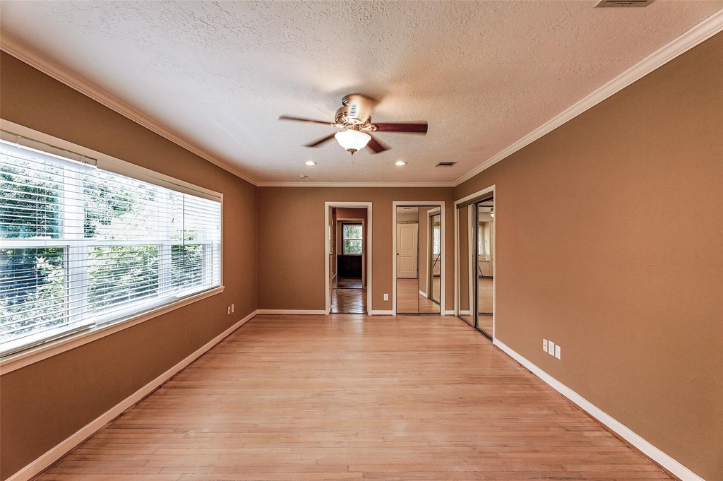 3827 Drake Street - Photo 15