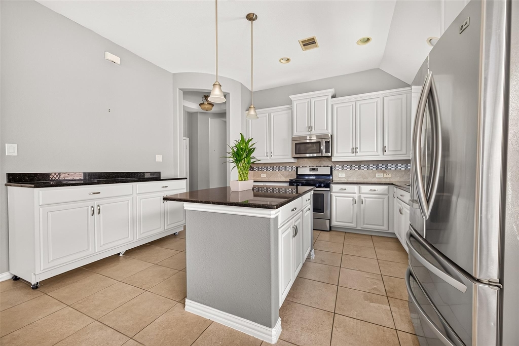 20234 Fossil Valley Lane - Photo 22