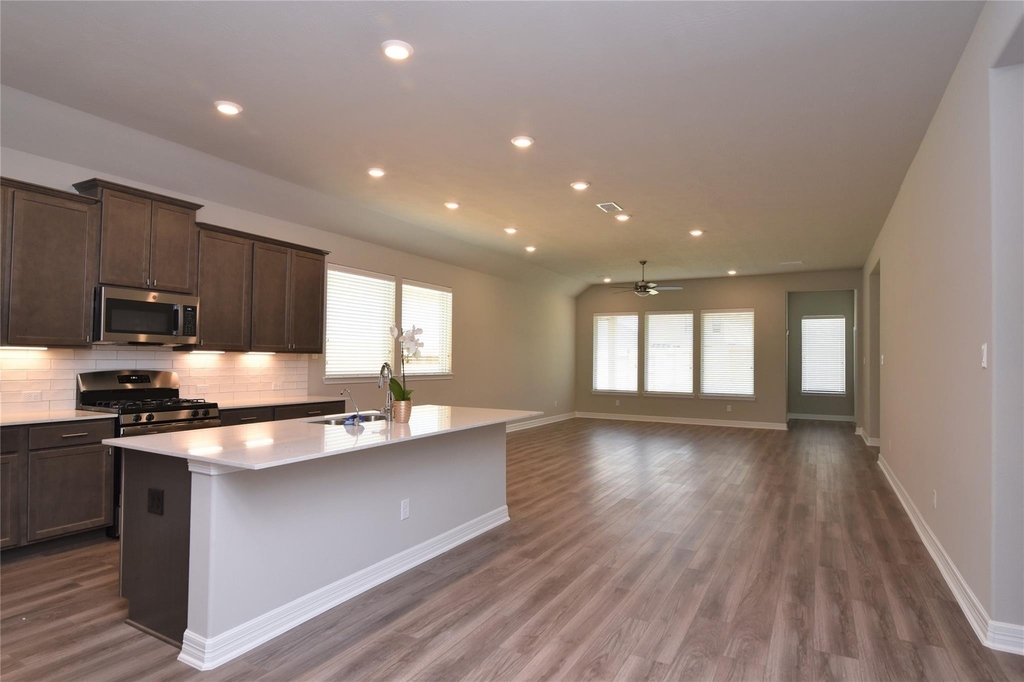 1052 Open Sky Drive - Photo 3