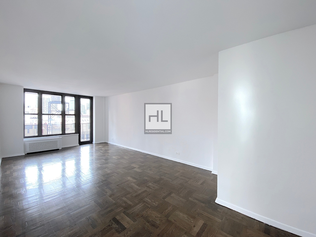 East 35th Street - Photo 1