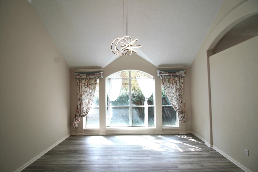 1206 Bonniefield Lane - Photo 7