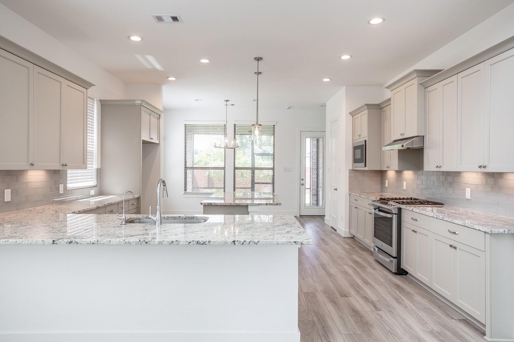 10719 Blossom River Drive - Photo 7